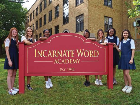 incarnate word academy